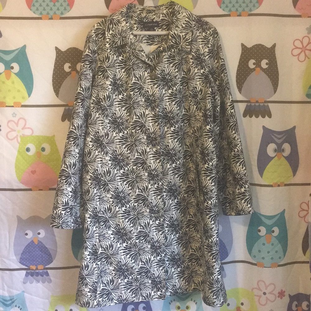Lands End trench coat size large